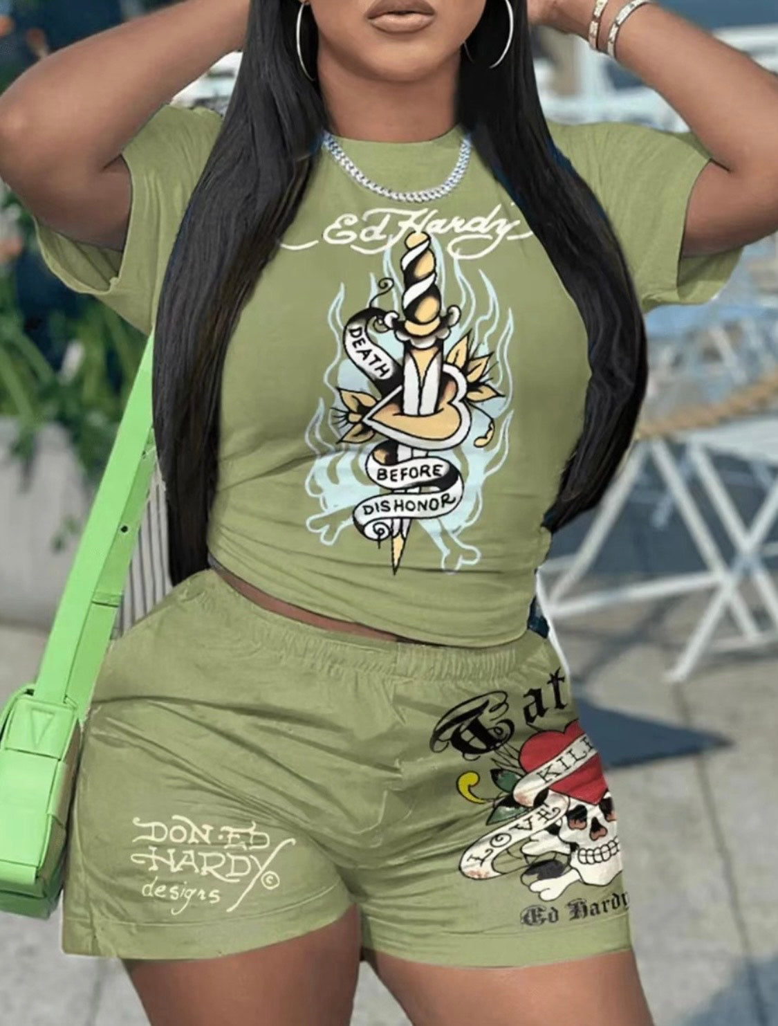 Tatto Queen Graphic Short Set-Olive