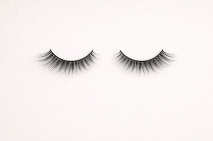 AELA JEAN Beauty | Everyday Natural Strip Lashes